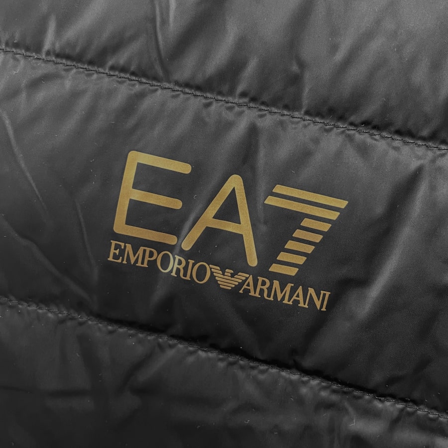 アルマーニ ダウン ジャケット Mサイズ エンポリオアルマーニ EA7（ブラック） - インポートブランドショップPiazza